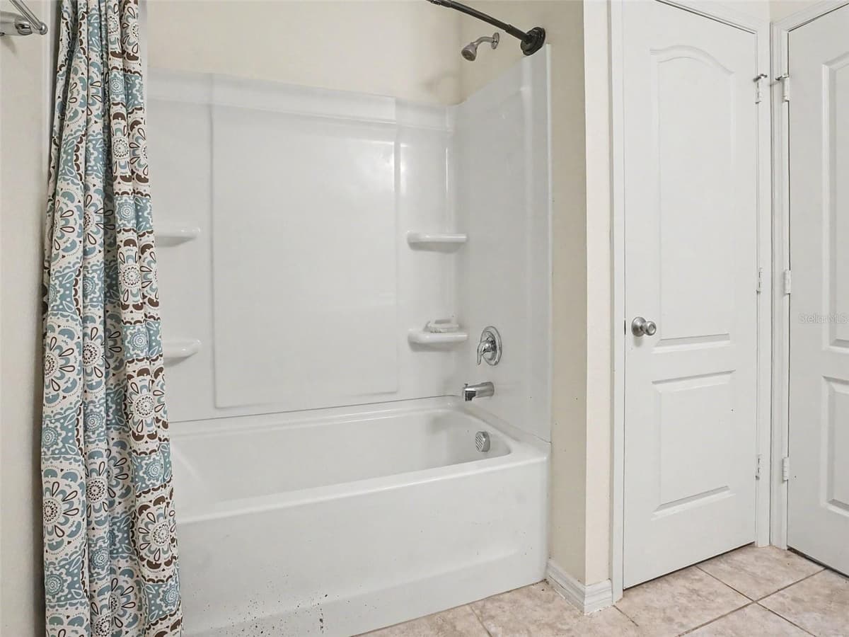 2488 BEGONIA STREET — photo 20 of 34
