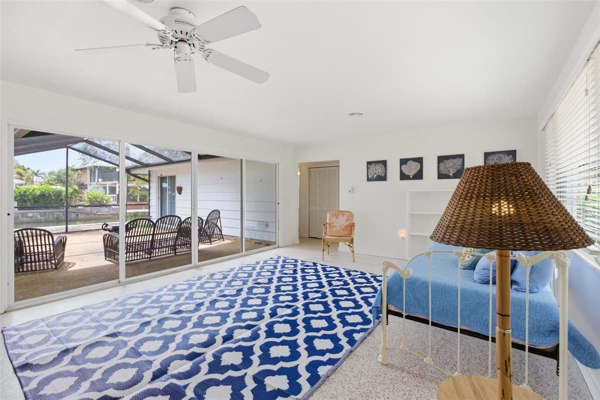 528 RALPH STREET — photo 6 of 30