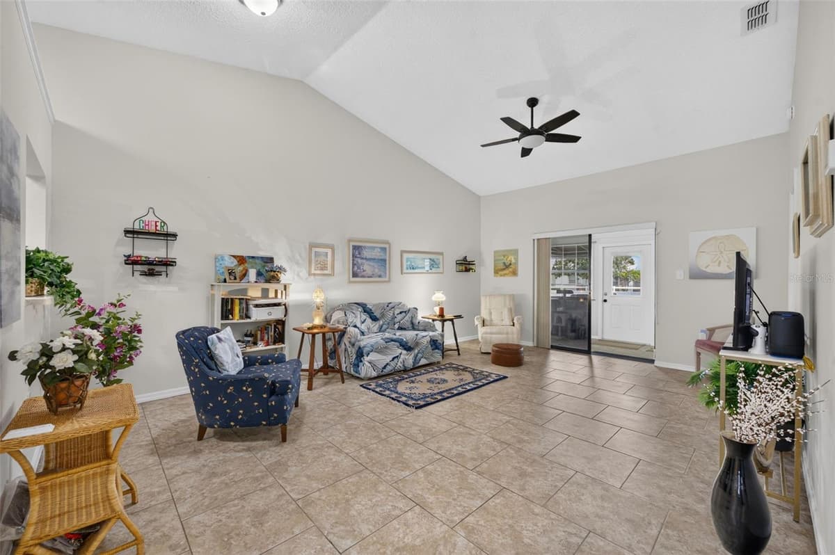 6381 EGRET DRIVE — photo 5 of 34