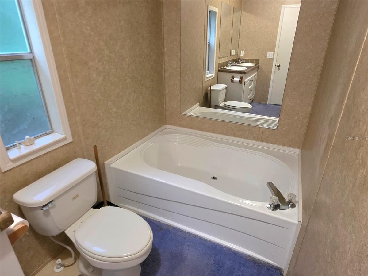 14263 ANNUTALAGA AVENUE — photo 12 of 16