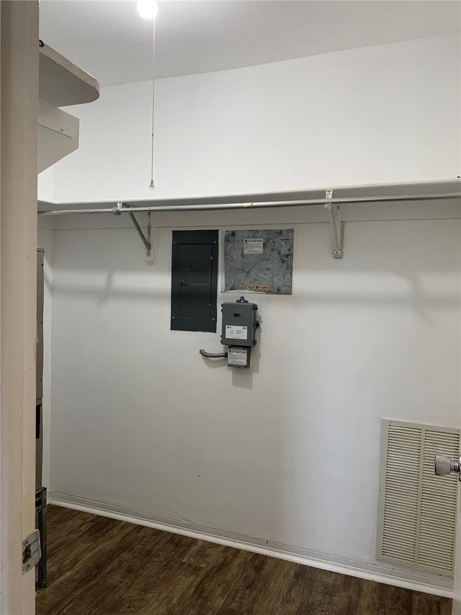 8126 112TH STREET — photo 23 of 36