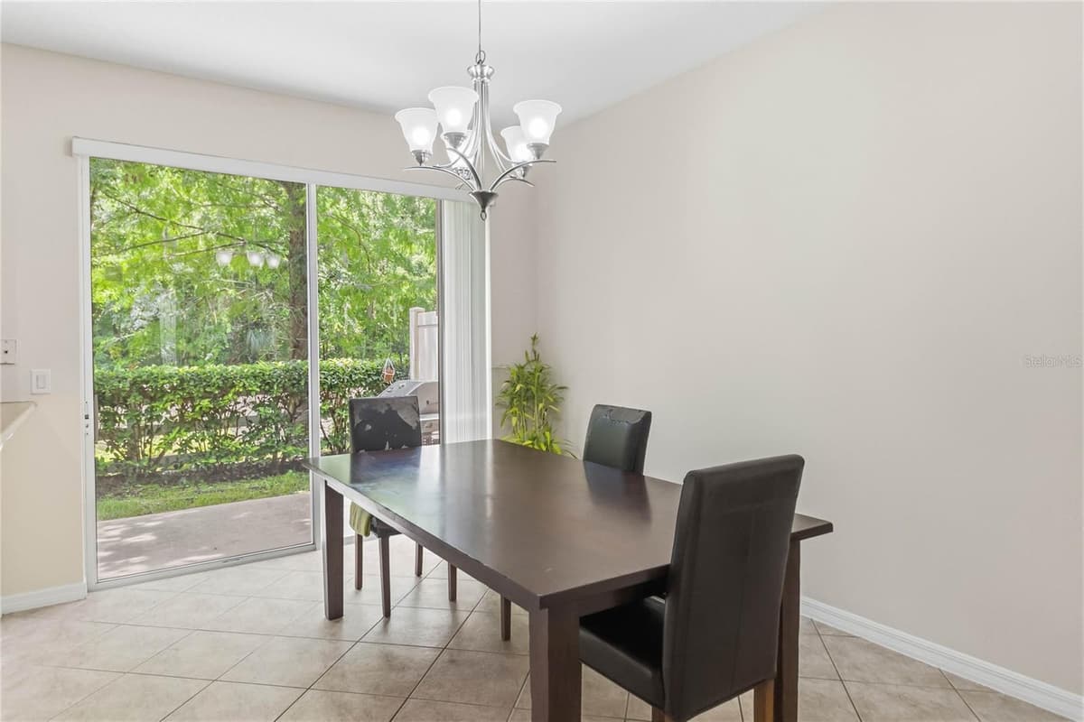 104 CANTERBURY BELL DRIVE — photo 9 of 30
