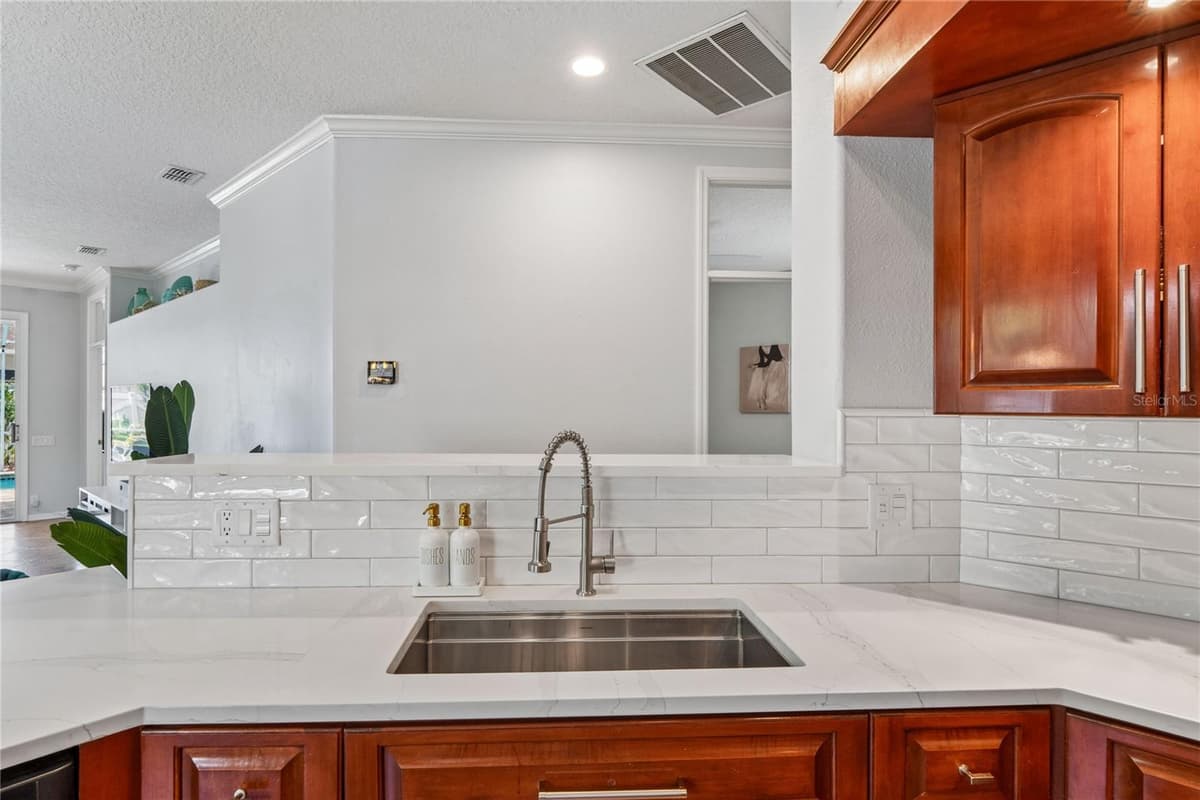 4354 BURNBERRY GLEN CT — photo 18 of 89