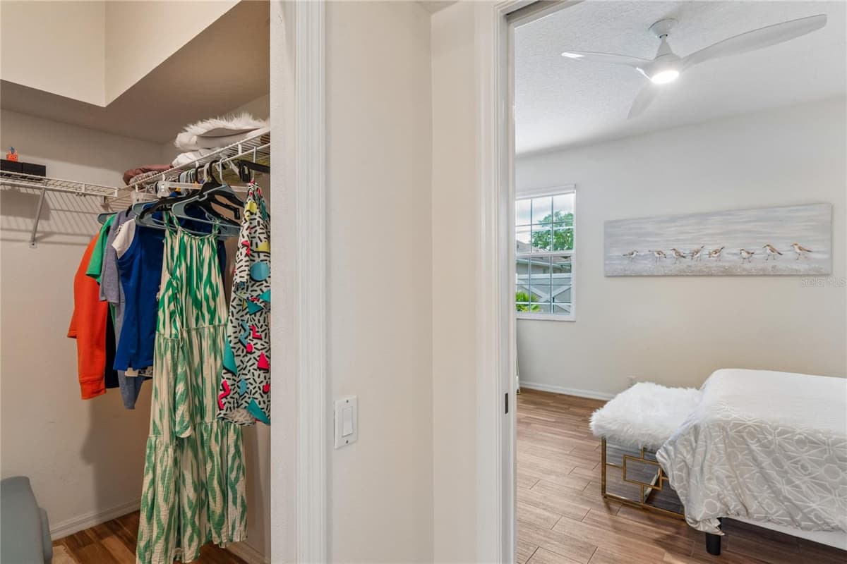 4354 BURNBERRY GLEN CT — photo 31 of 89