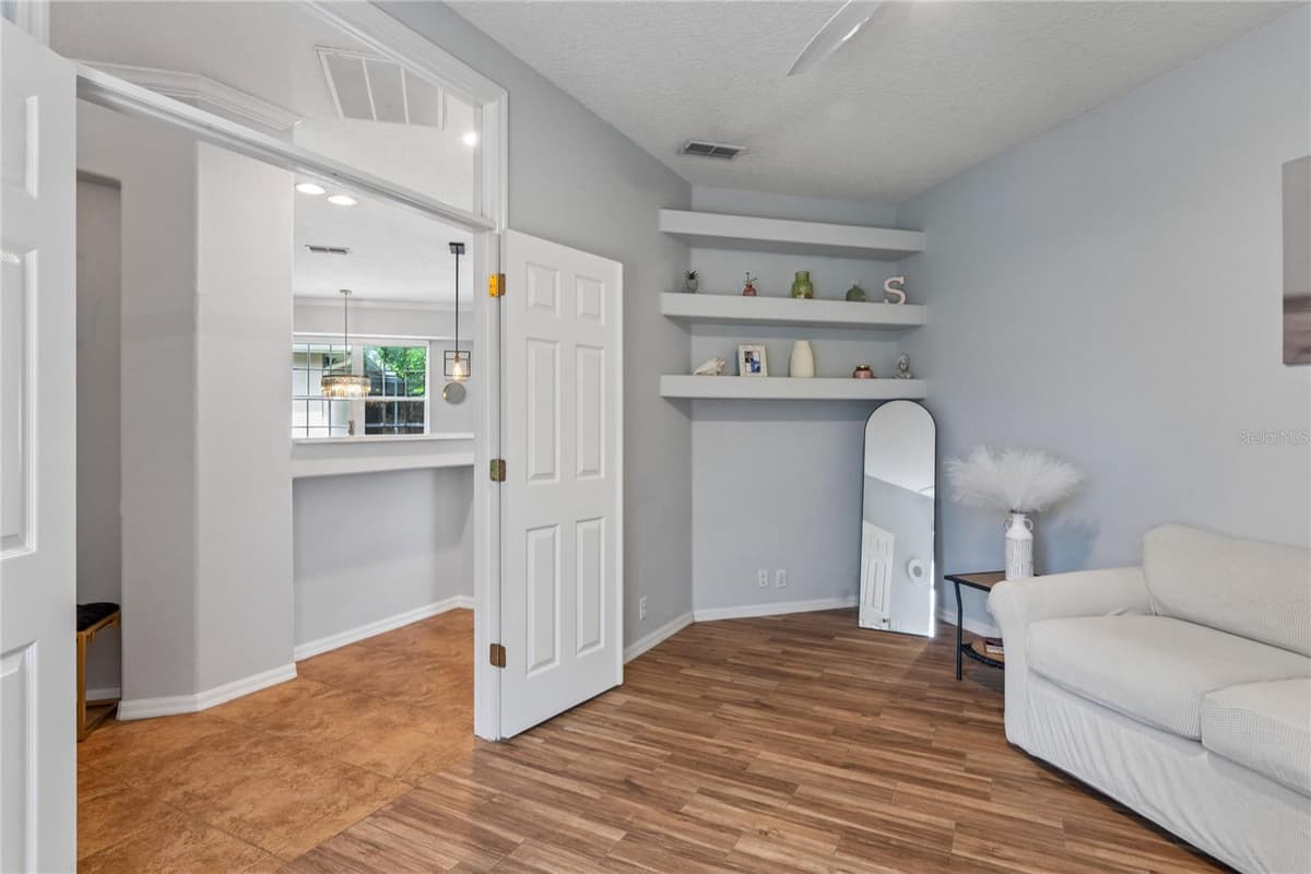 4354 BURNBERRY GLEN CT — photo 33 of 89