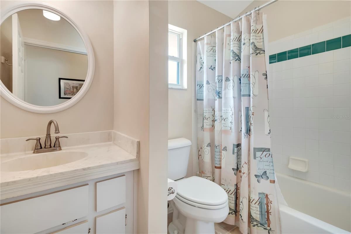 21707 QUEEN MARY COURT — photo 15 of 37