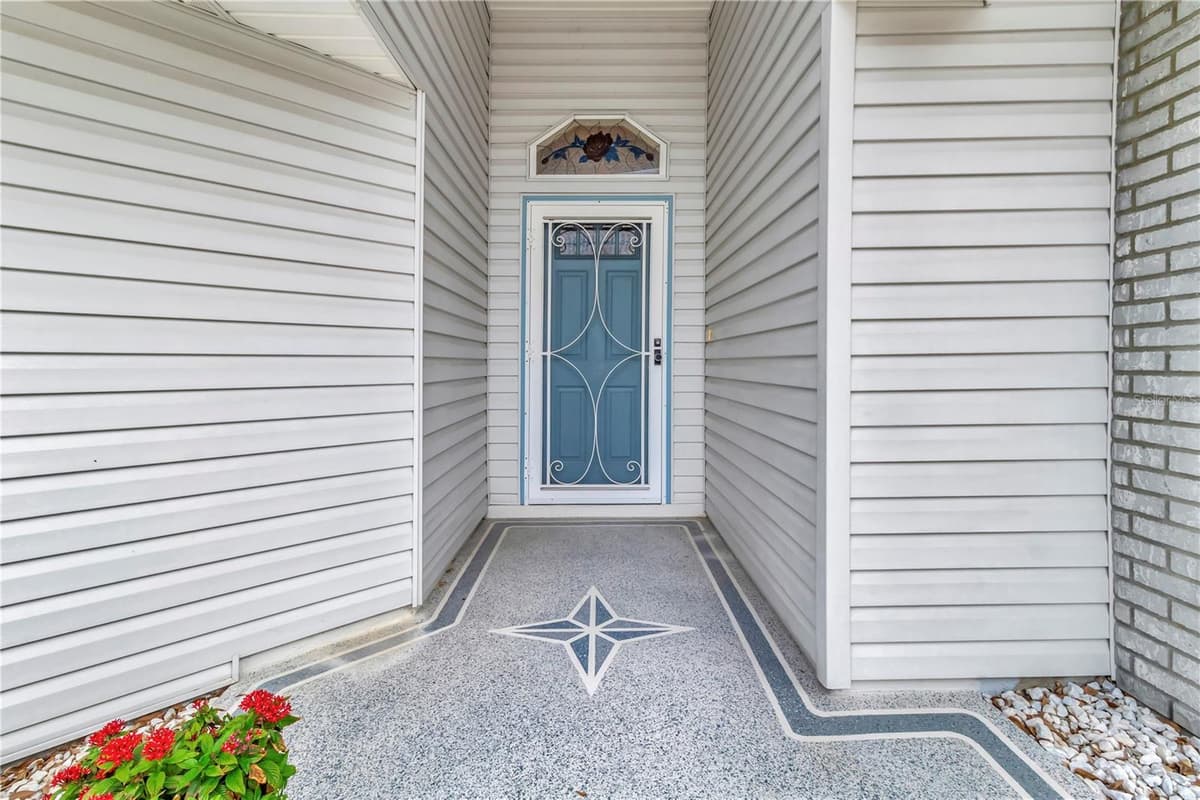 21707 QUEEN MARY COURT — photo 6 of 37