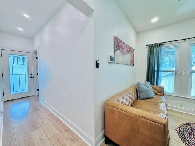 624 ILLINOIS AVENUE — photo 7 of 22