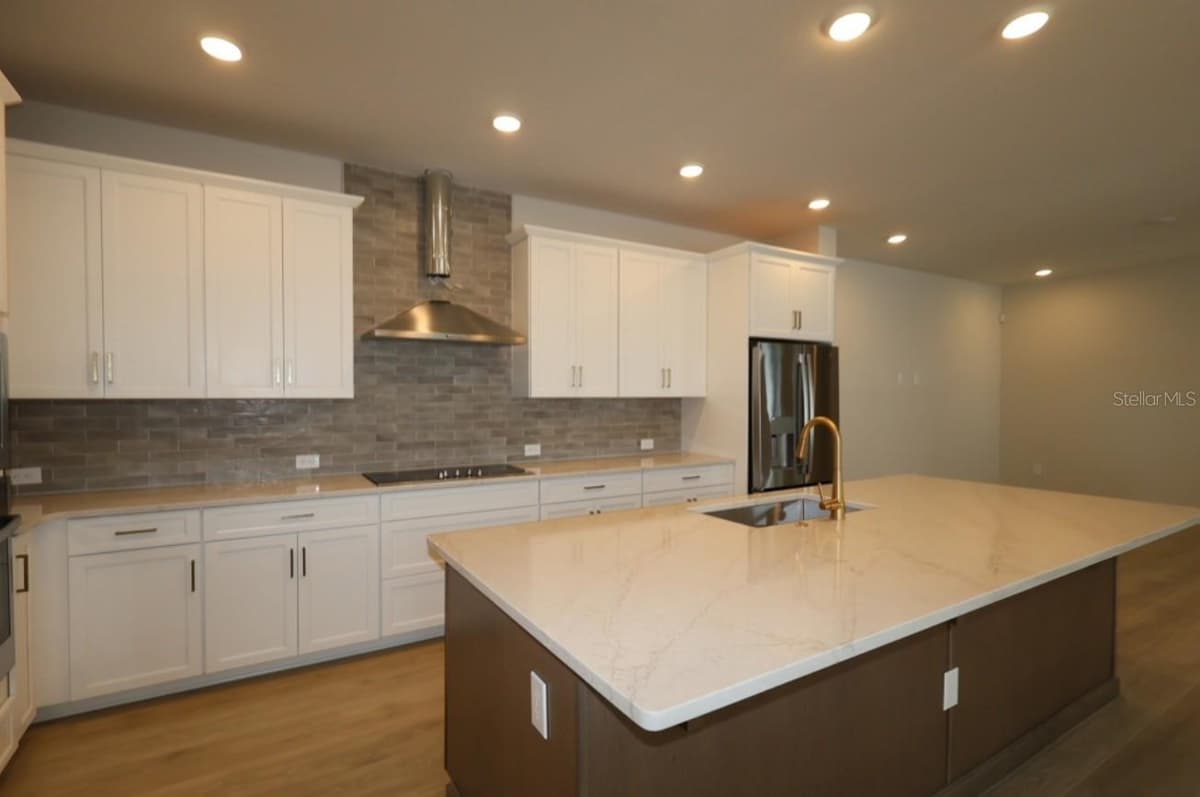14975 SIRLEAF DRIVE — photo 5 of 22