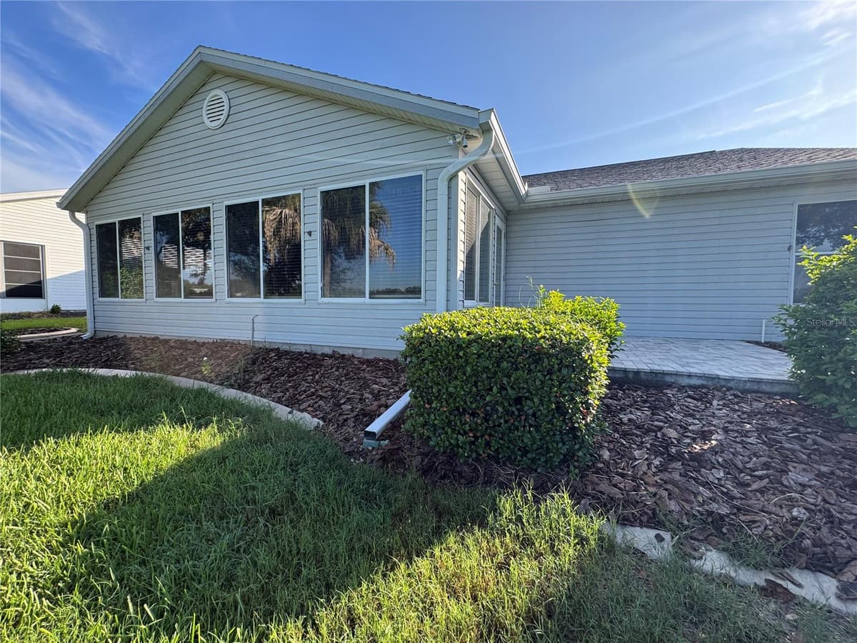 4755 TARA VIEW ROAD — photo 8 of 100