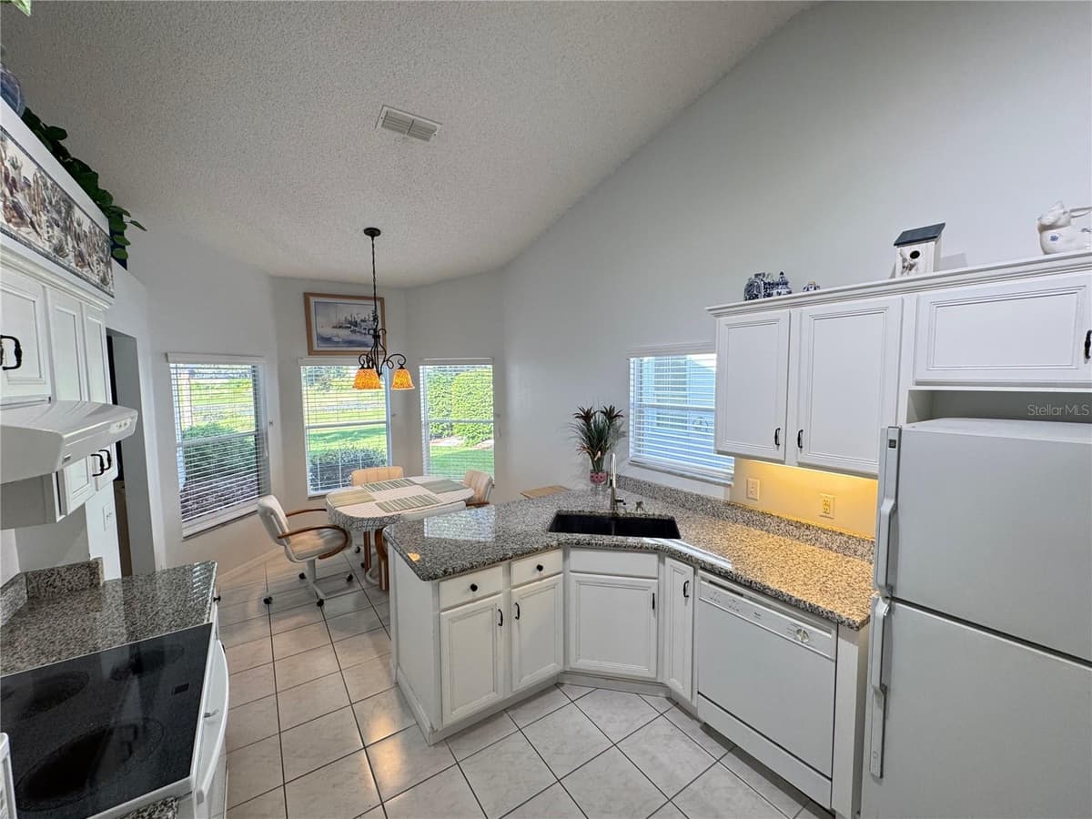 4755 TARA VIEW ROAD — photo 31 of 100