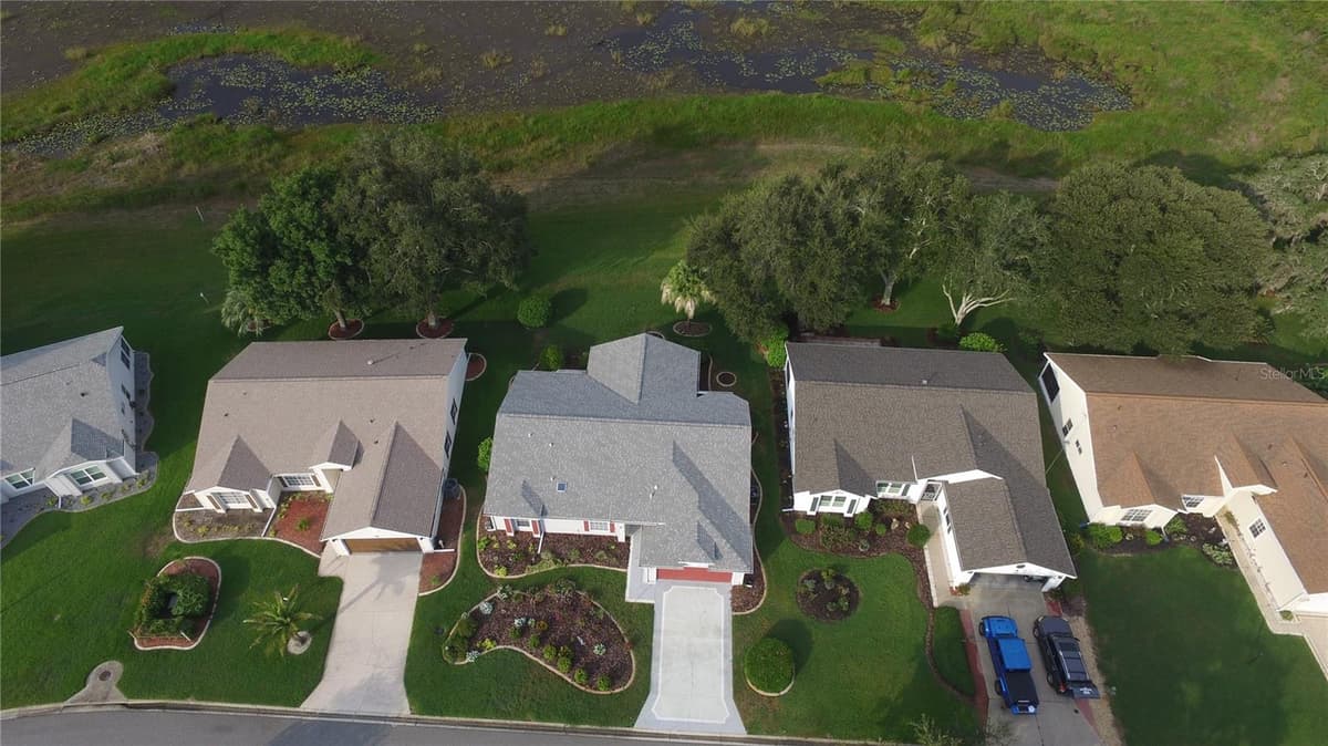 4755 TARA VIEW ROAD — photo 5 of 100