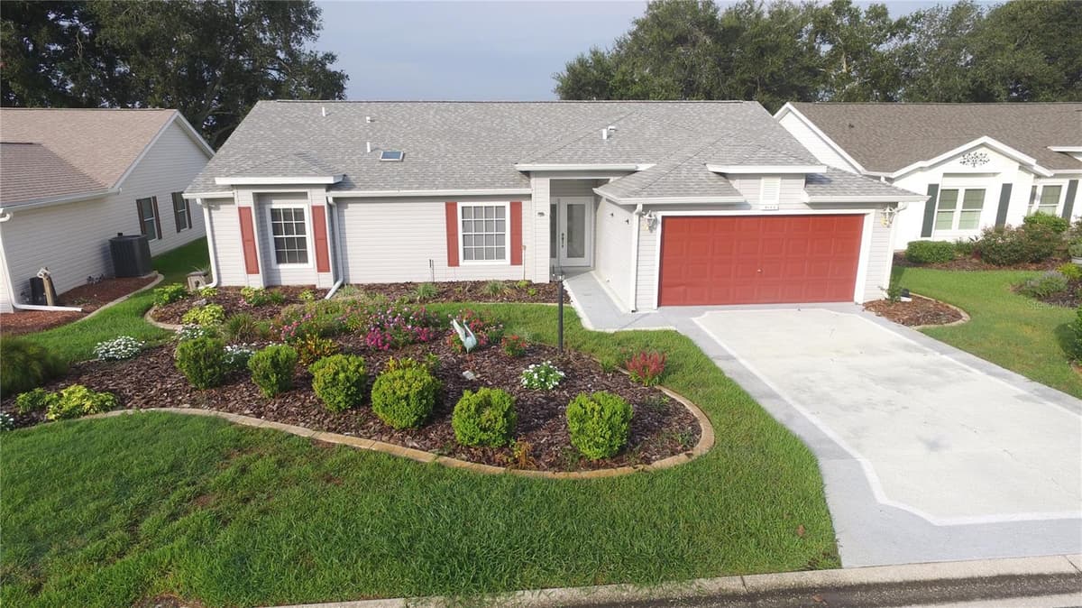 4755 TARA VIEW ROAD — photo 3 of 100