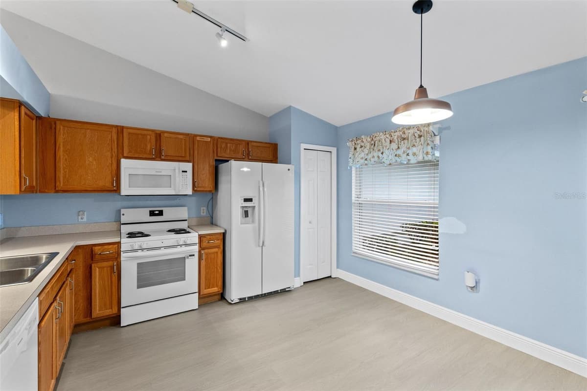 3365 CELENA CIRCLE — photo 9 of 22