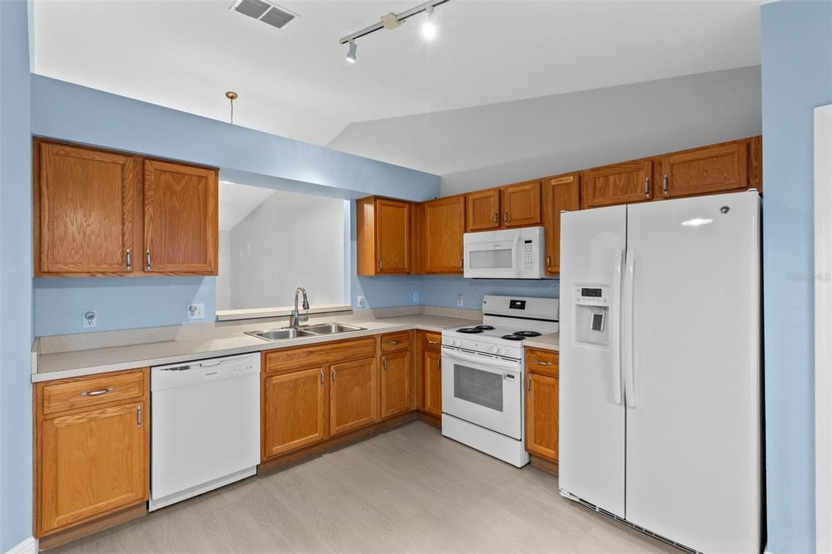 3365 CELENA CIRCLE — photo 8 of 22
