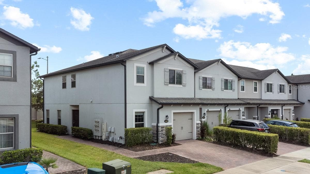 1037 FLOWING TIDE DRIVE — photo 2 of 27