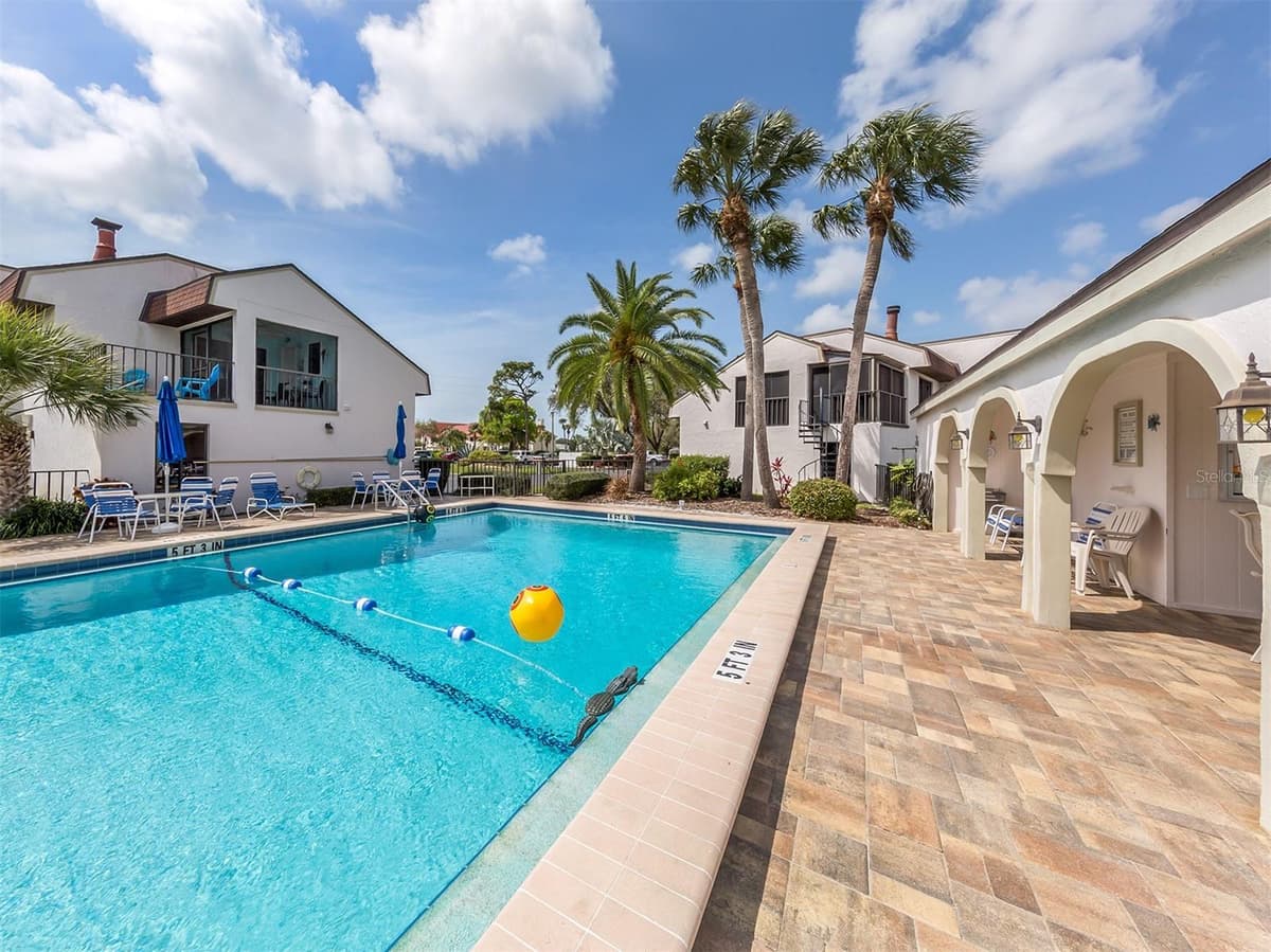 808 CAPRI ISLES BLVD — photo 24 of 37