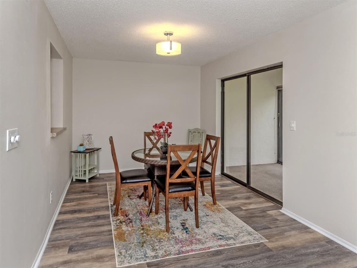 808 CAPRI ISLES BLVD — photo 10 of 37