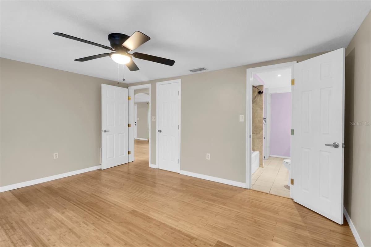 9203 GREENBRIAR LANE — photo 18 of 21