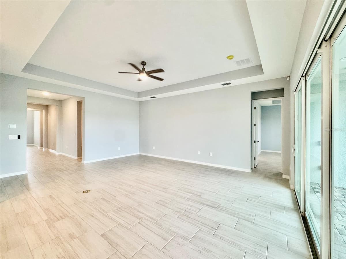 19227 SCALLOP LOOP — photo 6 of 54