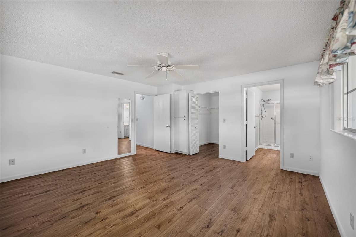 9882 88TH TERRACE — photo 39 of 54