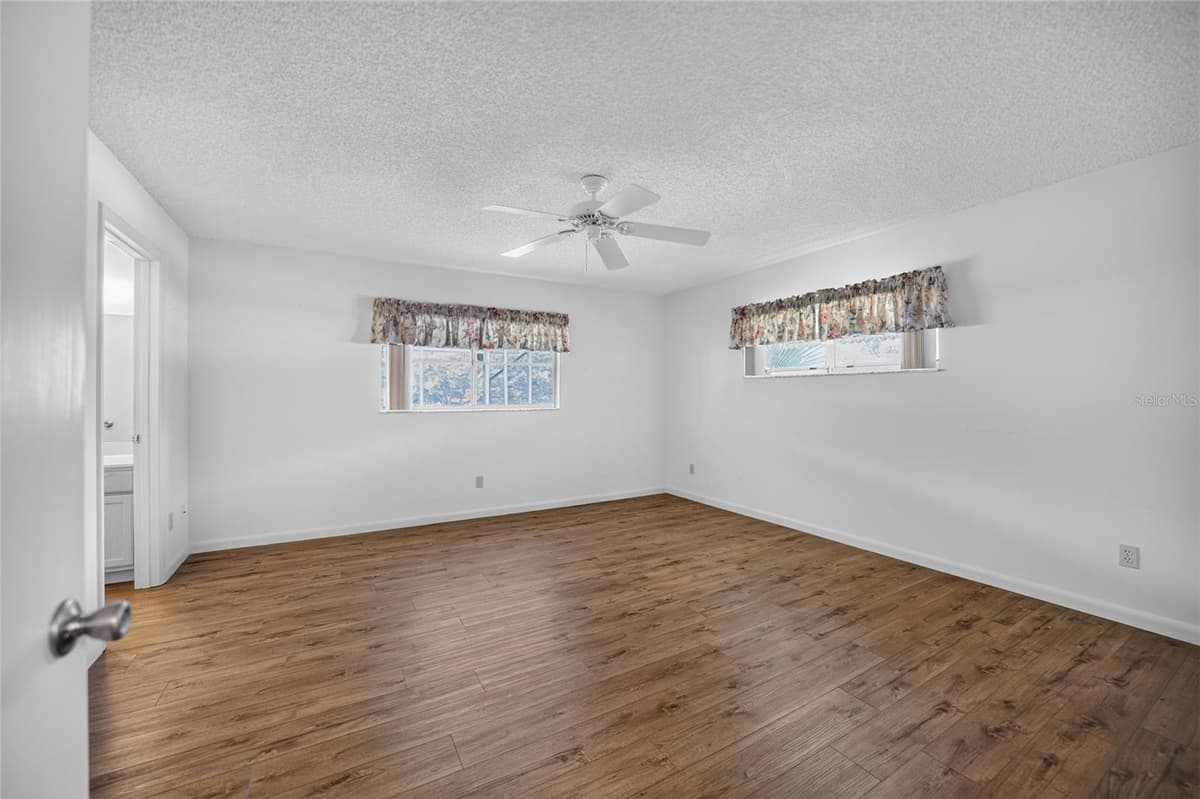 9882 88TH TERRACE — photo 38 of 54