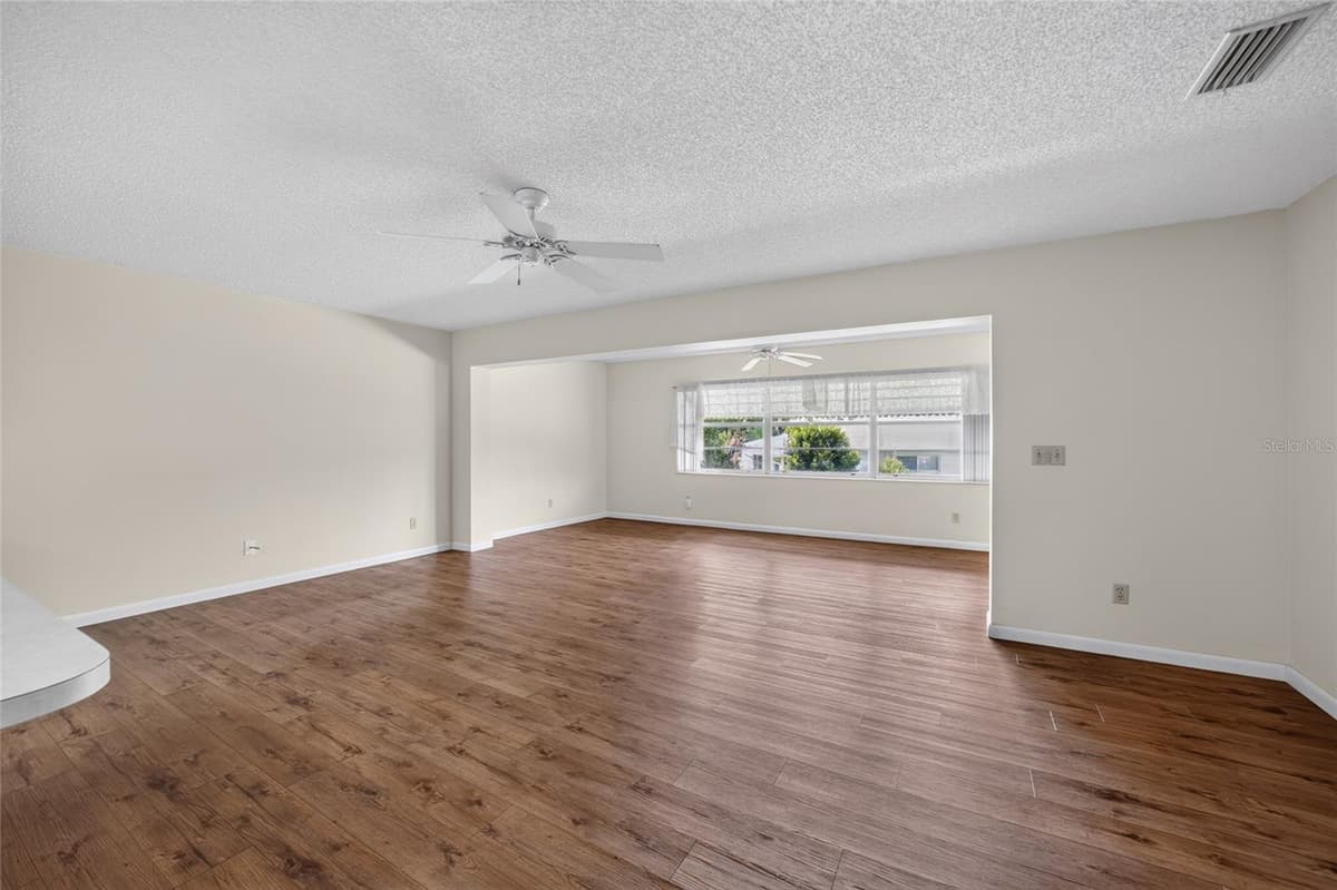 9882 88TH TERRACE — photo 19 of 54
