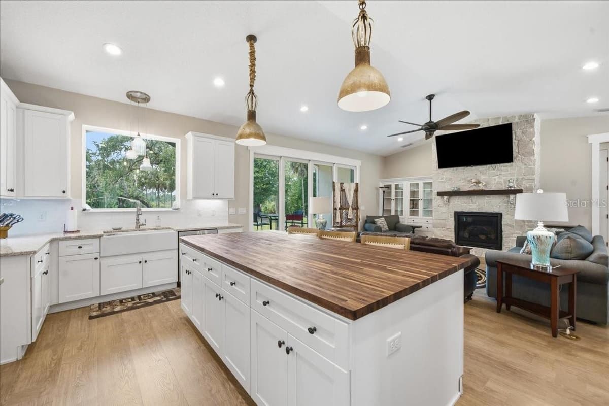 32 SHADOW WOOD DRIVE — photo 14 of 69