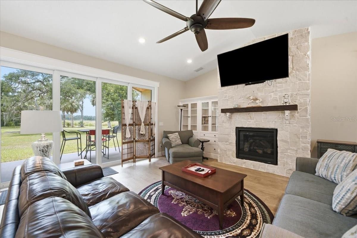 32 SHADOW WOOD DRIVE — photo 21 of 69