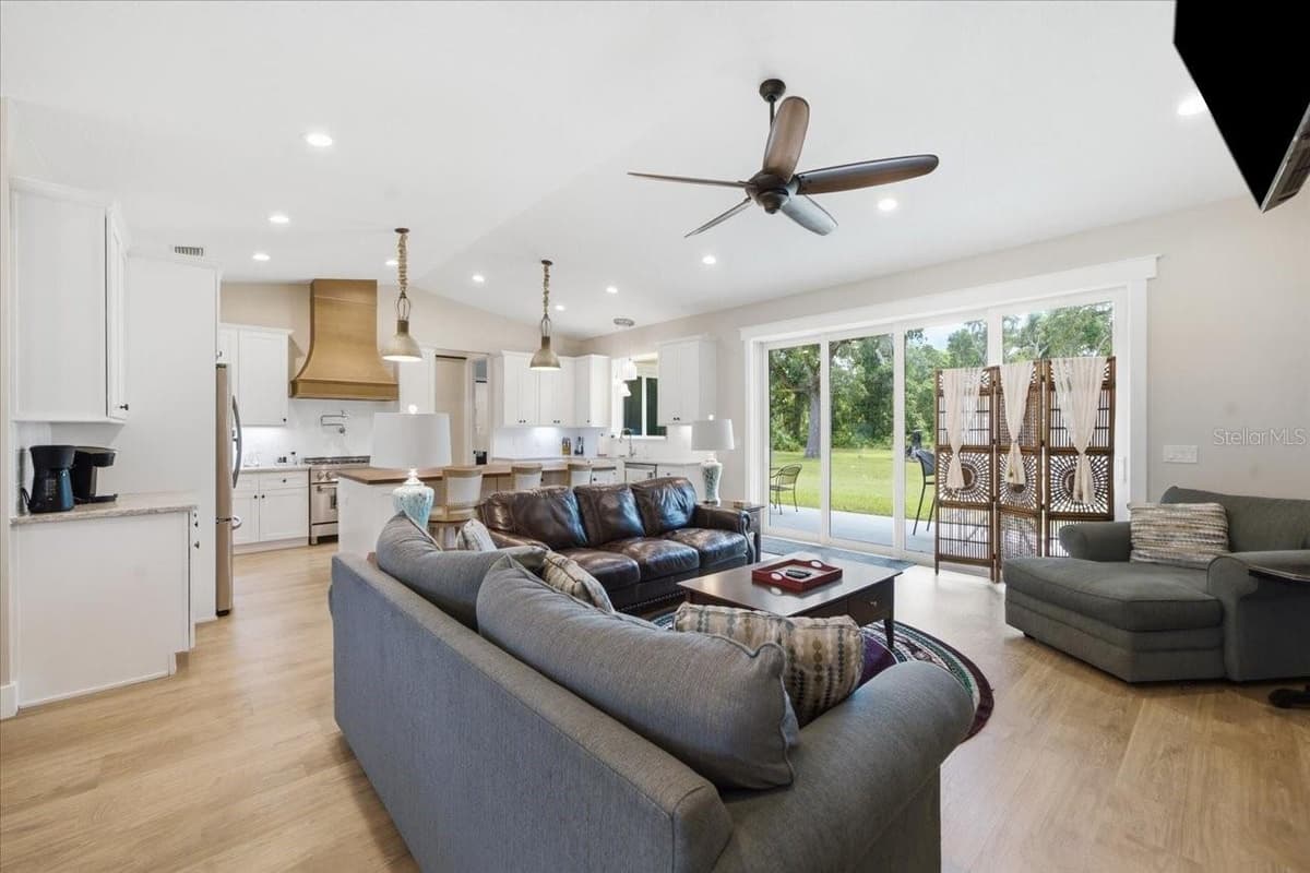 32 SHADOW WOOD DRIVE — photo 19 of 69