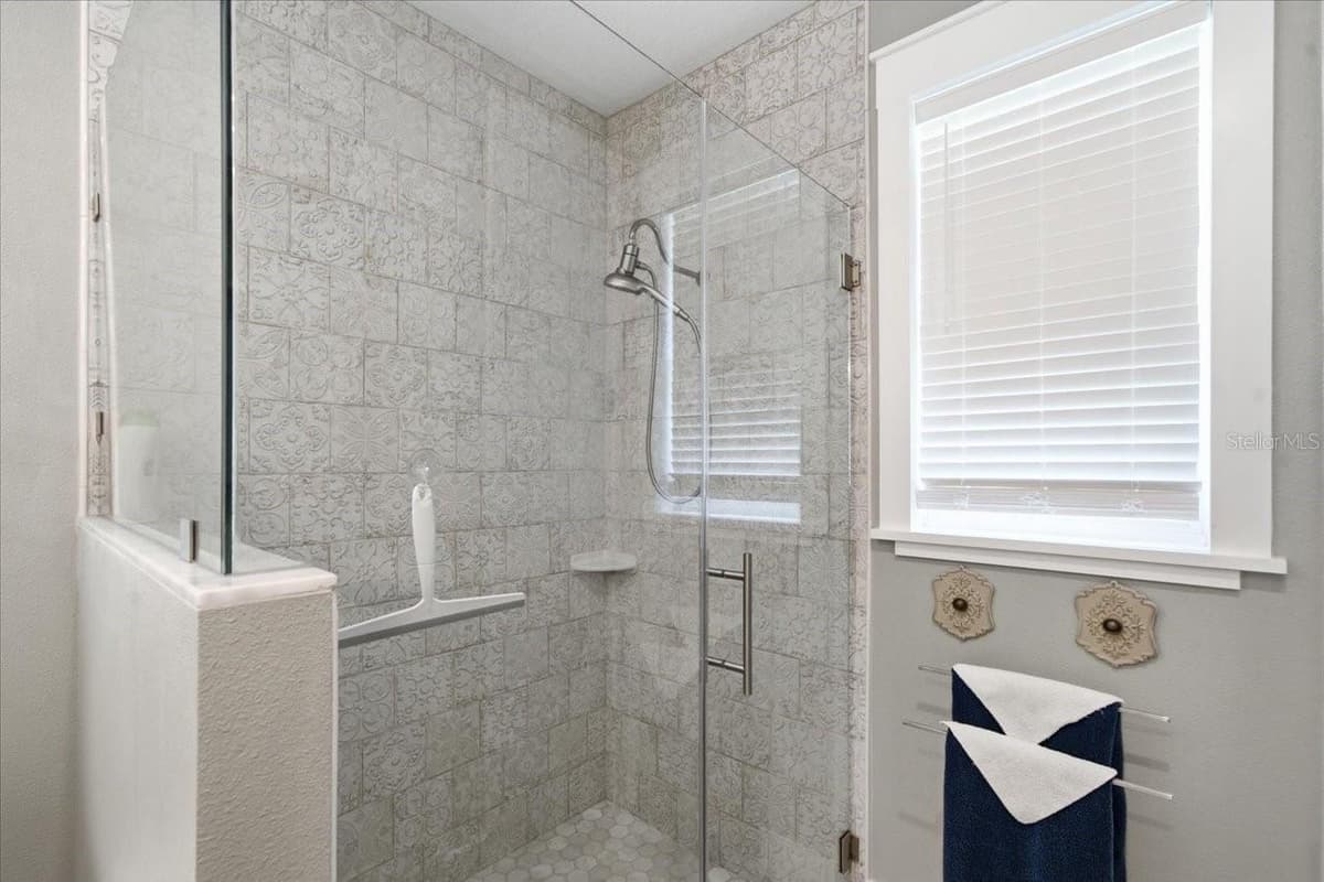 32 SHADOW WOOD DRIVE — photo 29 of 69