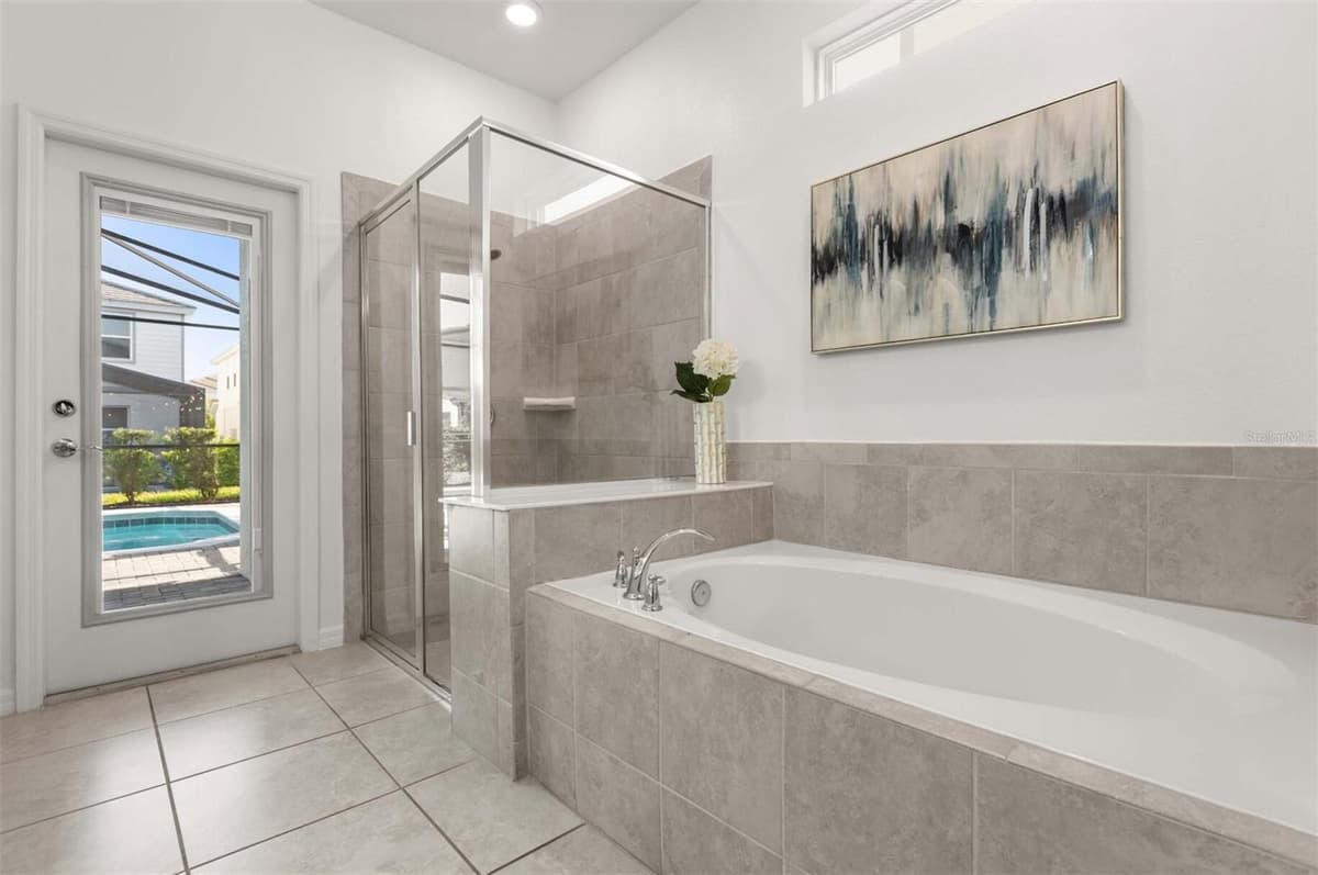 7352 OAKMOSS LOOP — photo 14 of 42