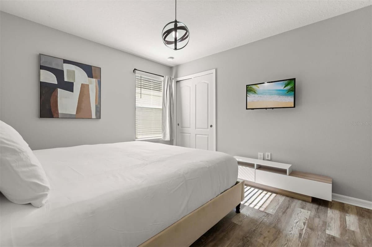 7352 OAKMOSS LOOP — photo 32 of 42