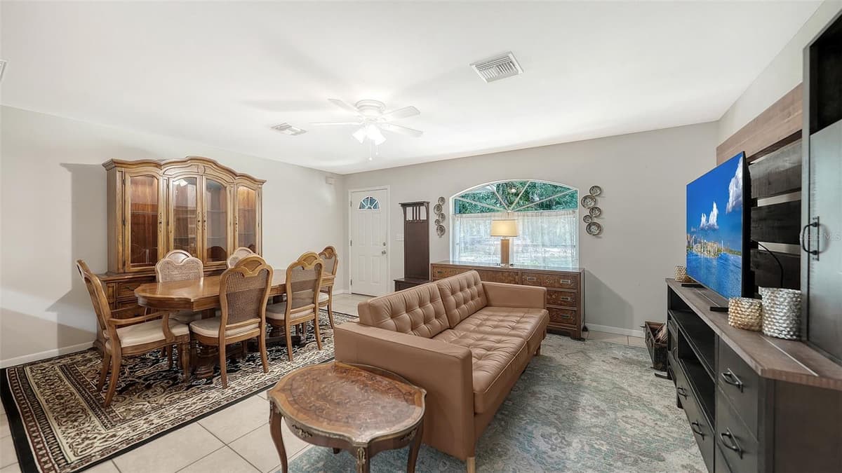 4498 HIDDEN RIVER ROAD — photo 8 of 44