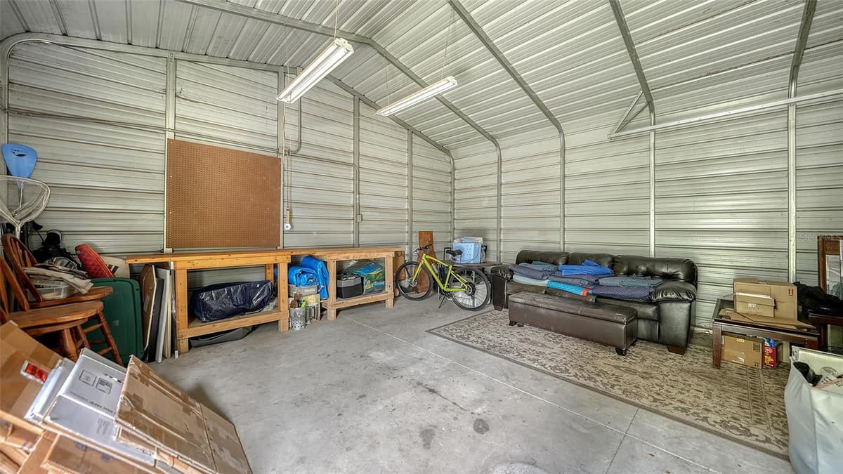 4498 HIDDEN RIVER ROAD — photo 32 of 44