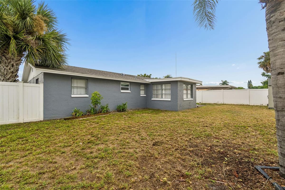 3533 WILSON DRIVE — photo 43 of 59