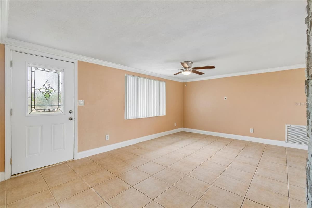 3533 WILSON DRIVE — photo 9 of 59