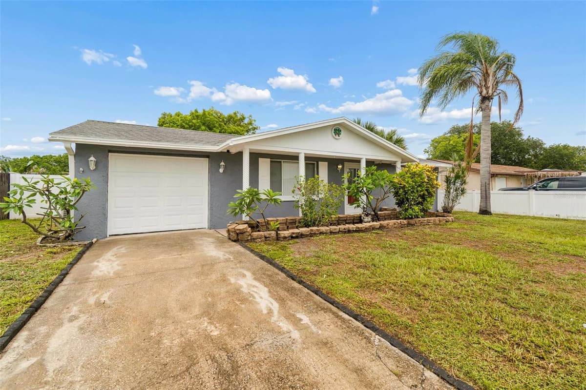 3533 WILSON DRIVE — photo 3 of 59