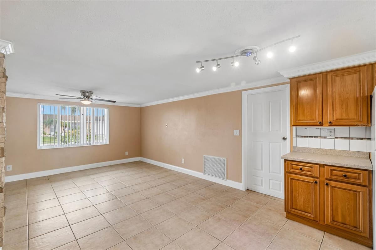 3533 WILSON DRIVE — photo 19 of 59