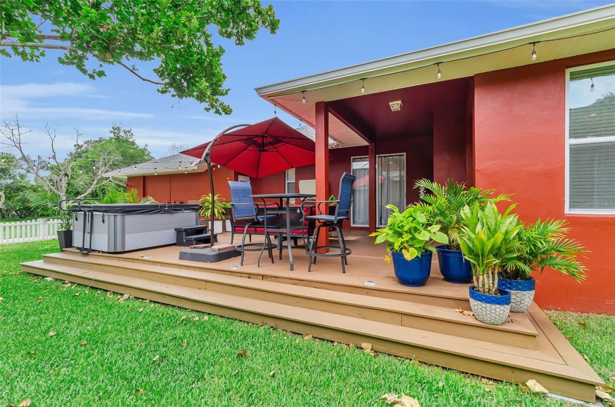 3237 TOWN AVENUE — photo 8 of 83