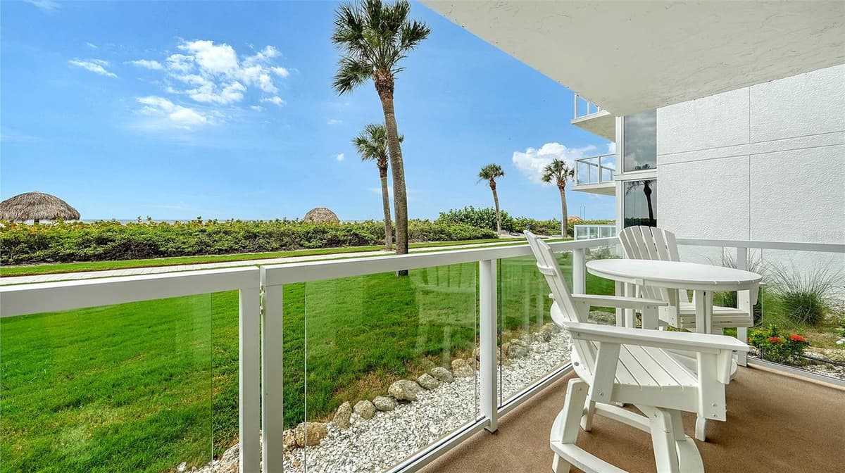 2425 GULF OF MEXICO DRIVE — photo 24 of 34