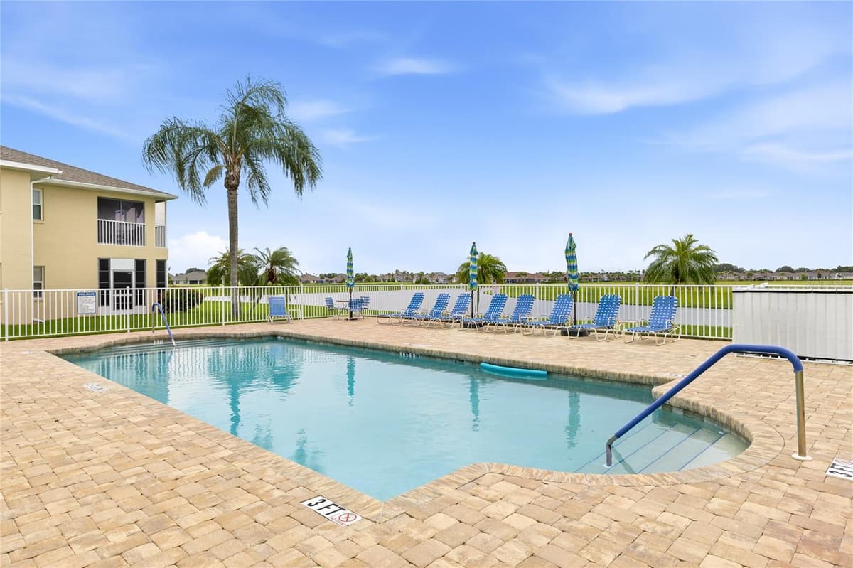 5800 SABAL TRACE DRIVE — photo 36 of 41