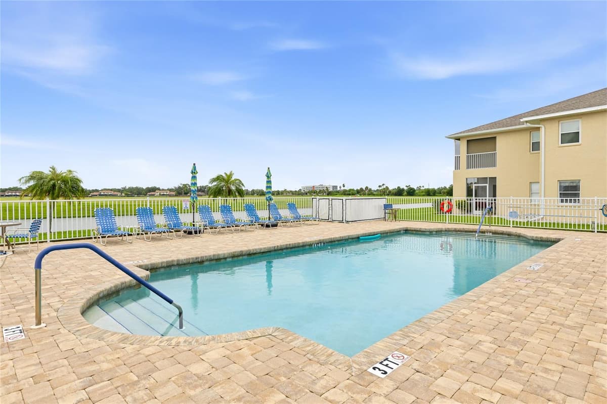 5800 SABAL TRACE DRIVE — photo 37 of 41