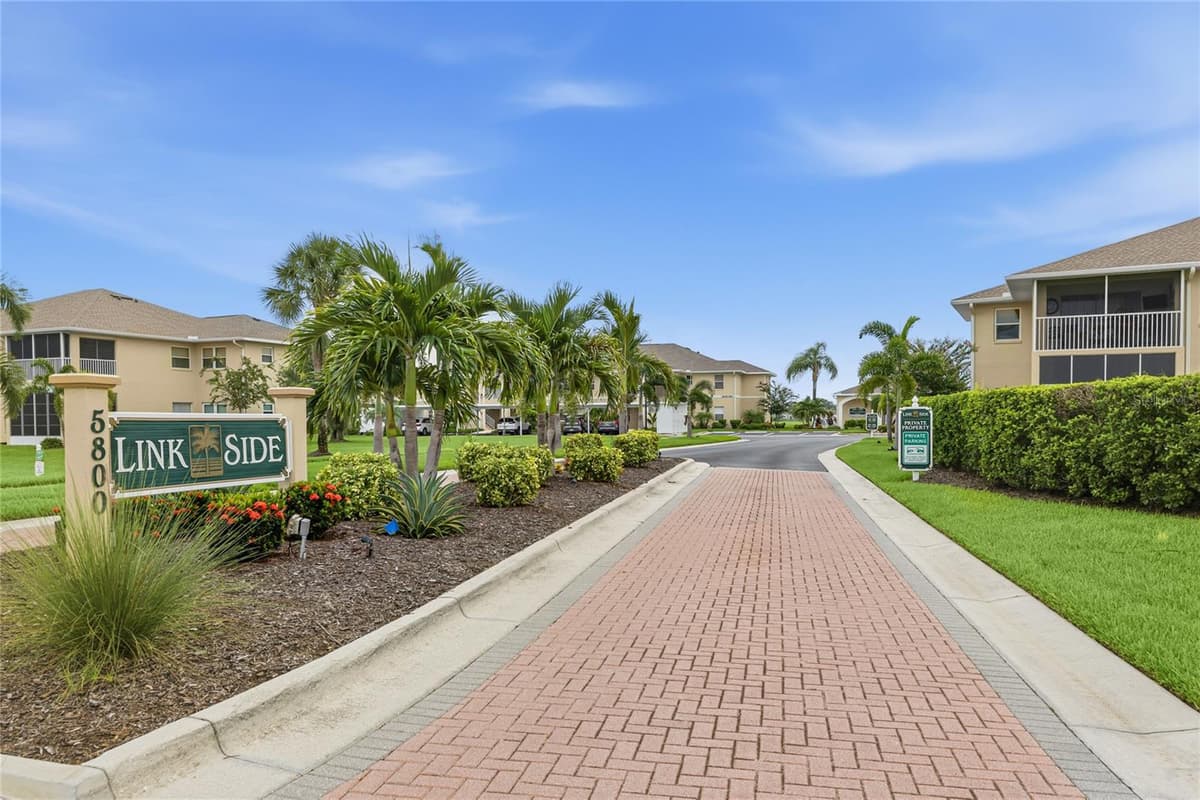 5800 SABAL TRACE DRIVE — photo 31 of 41