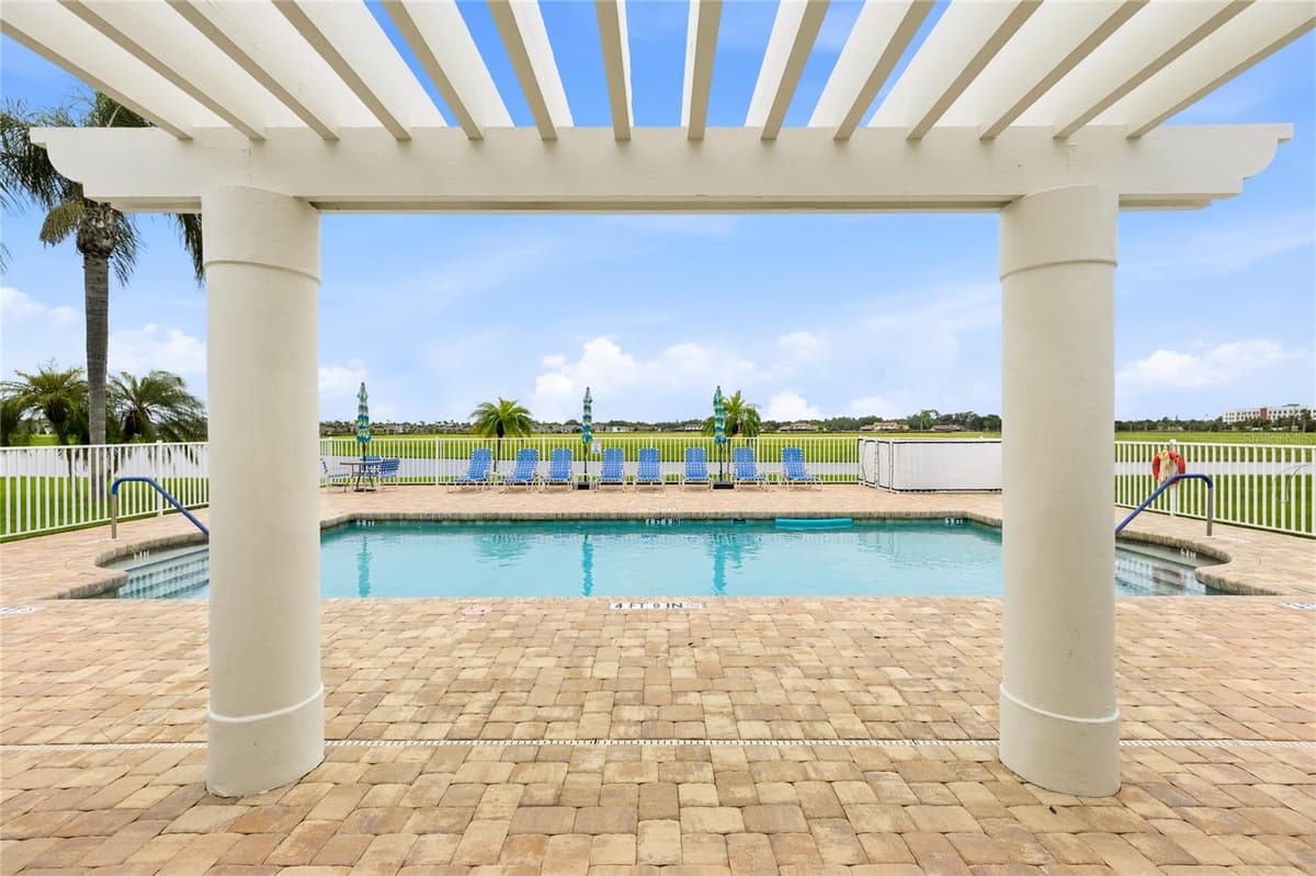 5800 SABAL TRACE DRIVE — photo 35 of 41