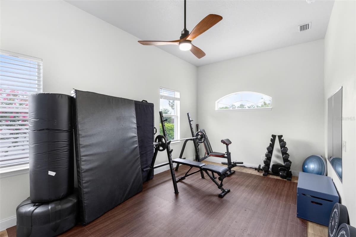 113 SANDY OAKS PLACE — photo 30 of 67