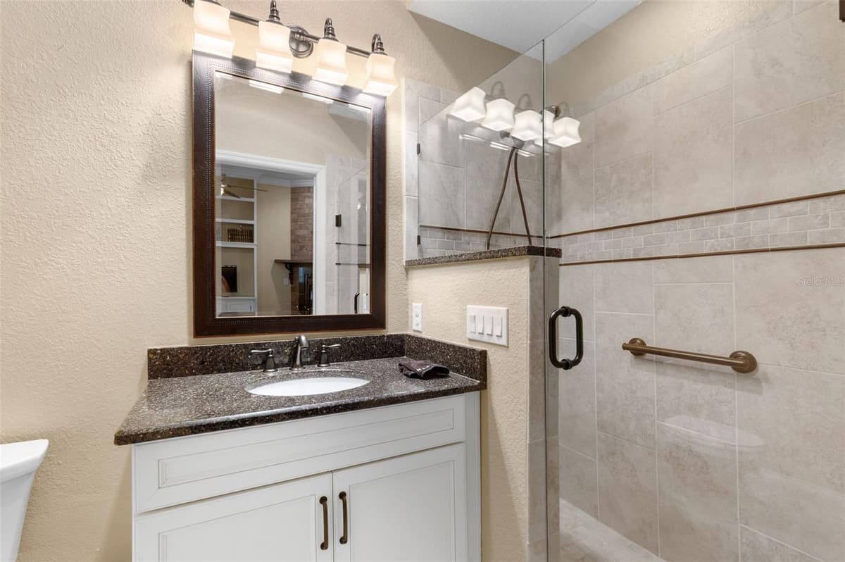 113 SANDY OAKS PLACE — photo 49 of 67