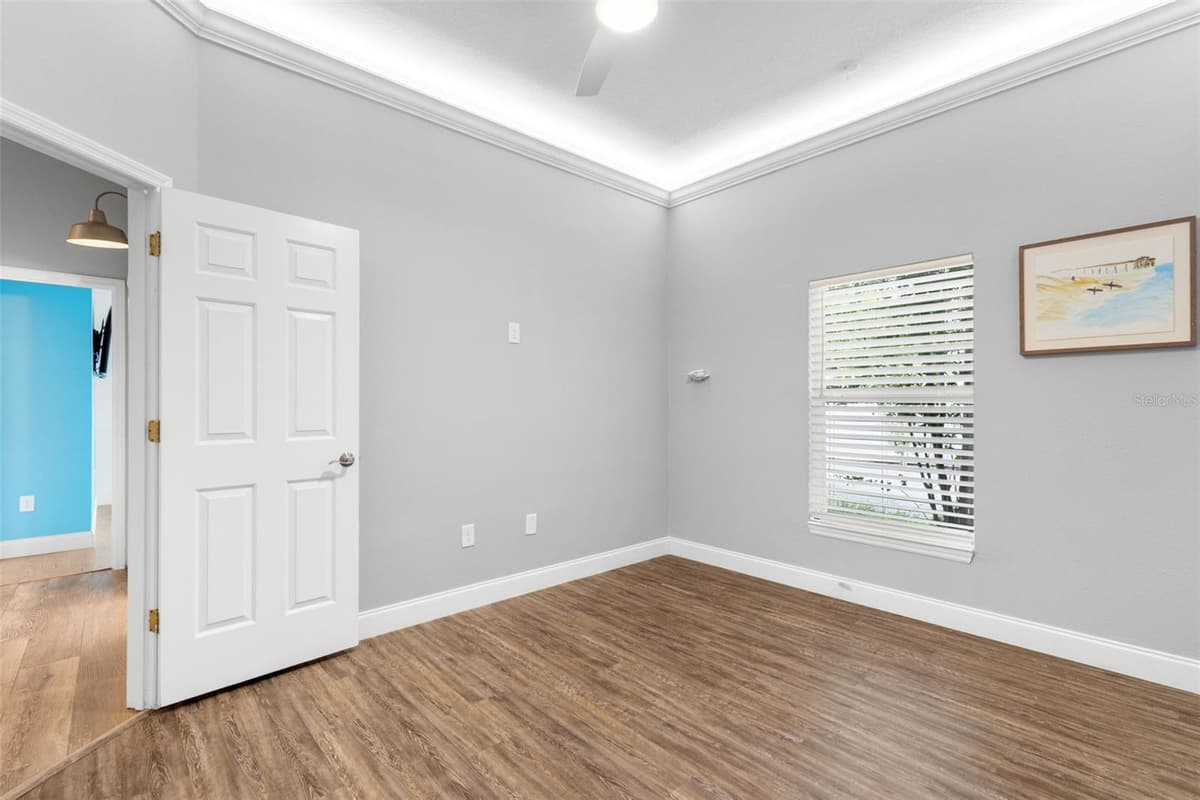 113 SANDY OAKS PLACE — photo 25 of 67