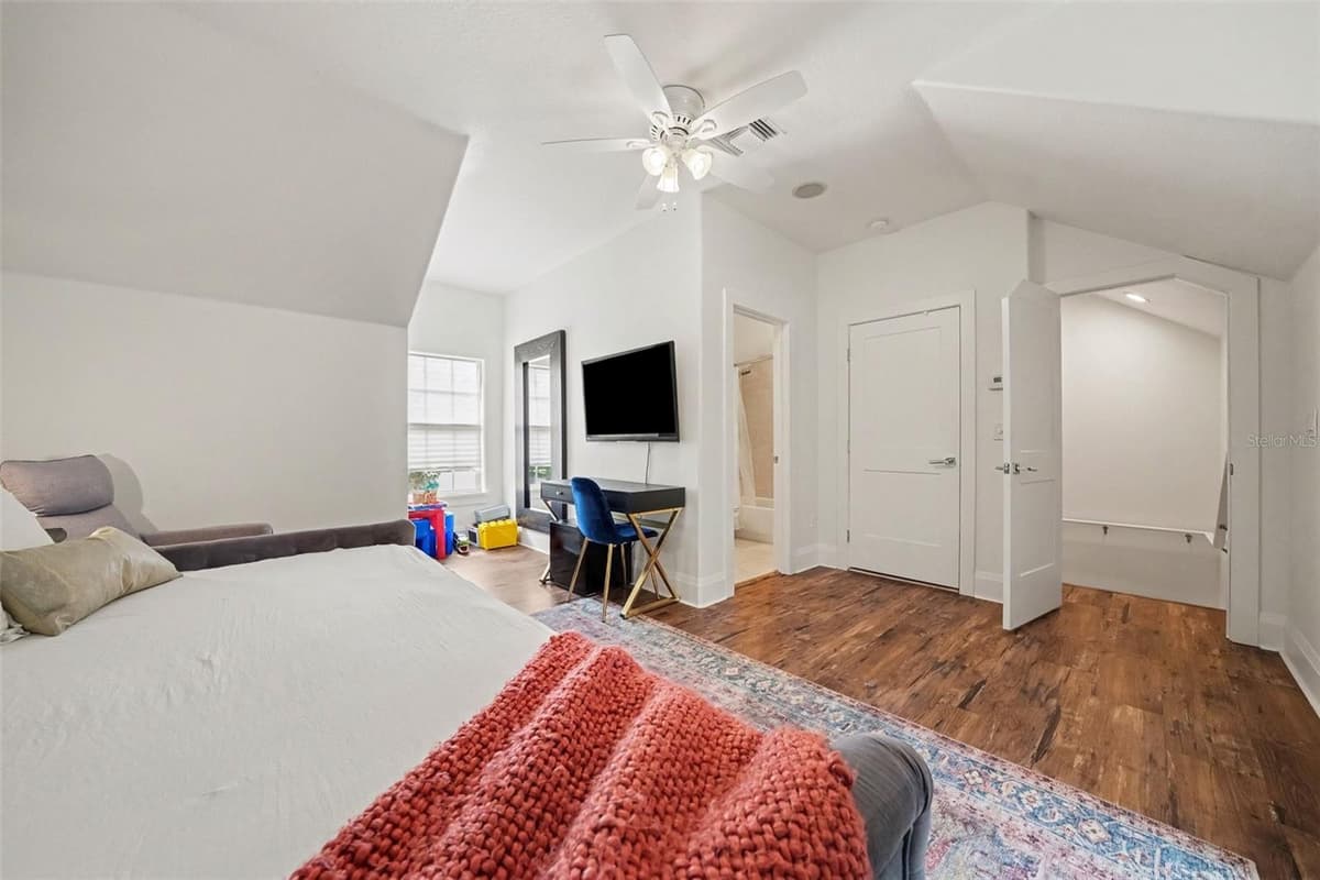 3450 FOXMEADOW COURT — photo 32 of 49