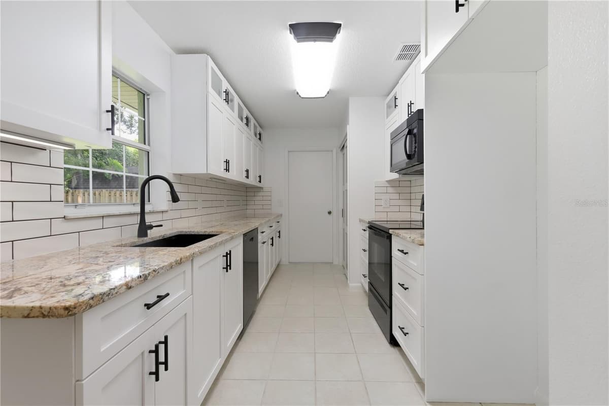 2020 LEMON STREET — photo 5 of 25